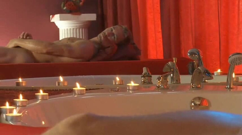 Eros Gay Exotica: Eros Exotica Gay: कामुक आत्म मालिश: भाग 4