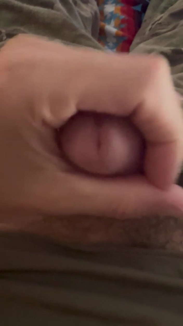 Gay Soldier Stuff: Us Army Soldier Jerks off in His Uniform and Cums...