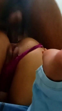365 Dias de Anal - Dia 9 ele esmaga minha bunda e protuberância minha buceta através do meu ânus - Accounter Adventures