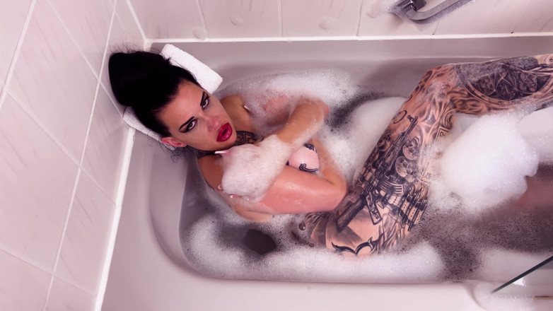 Miss Alessa Milano: Ero solo ma ti volevo con me
