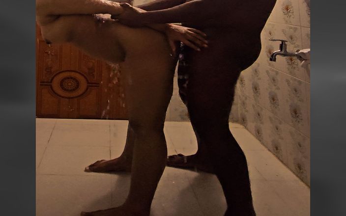 Maxy: Indian Desi Shower Sex with Bhabi