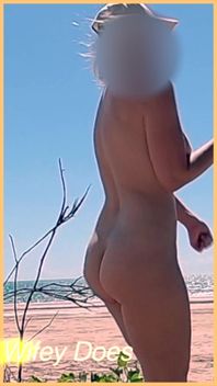 Wifey Dancing Nude in Public Flashing