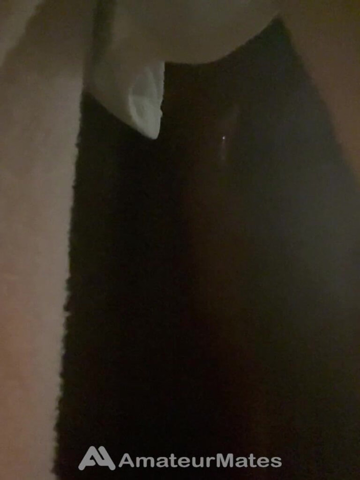 AmateurMates: Il Culo Rotondo Del Ragazzo Amatoriale Sculacciato Dall'allenatore Nella Doccia...