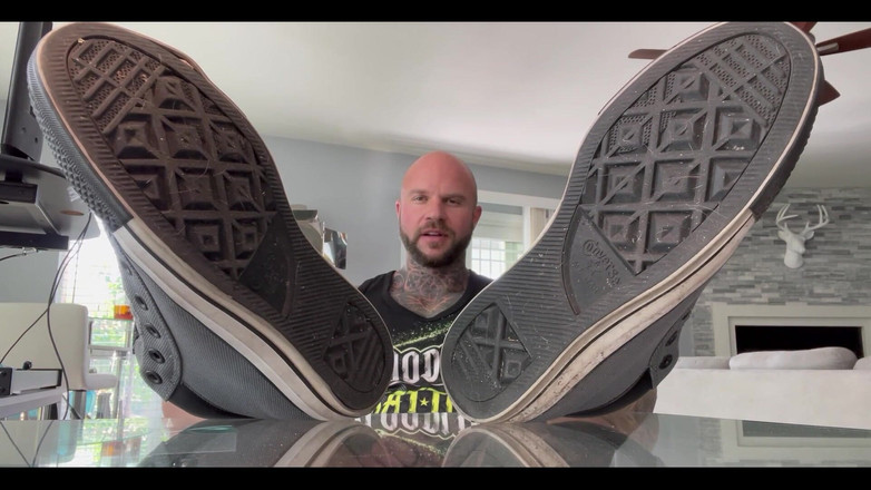 Jasons feet: 你值得崇拜爸爸的脚吗？