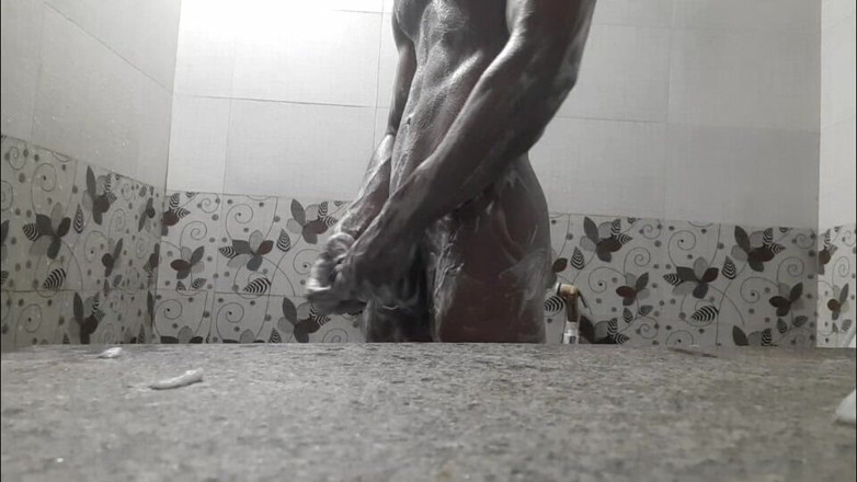 Wheyincognito: Horny Boy in the Bathroom Showering