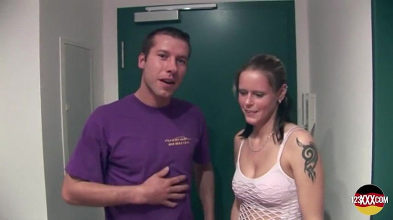 123XXX - 100% Amateurs: Whe She Rides a Cock, She Breaks It in Two