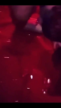 ミス・レッドXはグレーズドのストリップティーズが大好き