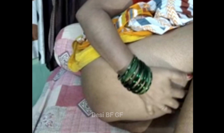 Manoj12015: Apki Bhabhi Ki Chut Ka Maze Lo