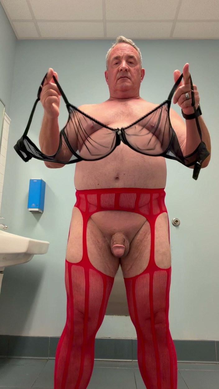 GottaLuvBB: I Went to Work After Morning Hookup