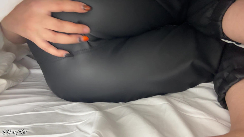GassyKat: Trapped! Giantess Leather Farts Dutch Oven