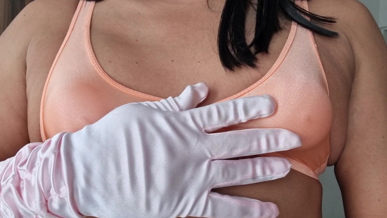 Only bras: Mój mały biustonosz treningowy bez miseczek i wkładki