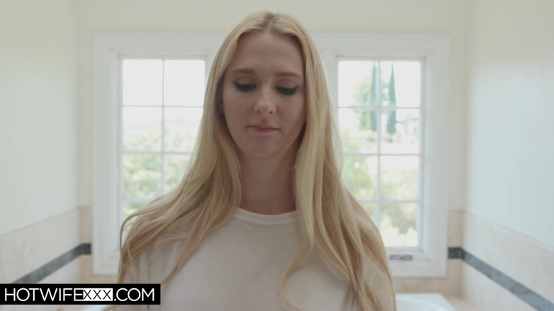 HotwifeXXX: विवाहित Audrey बेसब्री से ब्राड के वीर्य के लिए इंतजार कर रही है