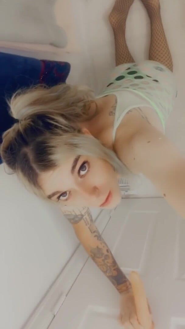CarmenMelatonin: Чудова ажурна красуня
