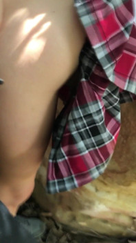 Awek blonde dalam pakaian seragam kolej ditangkap melancap oleh cikgu