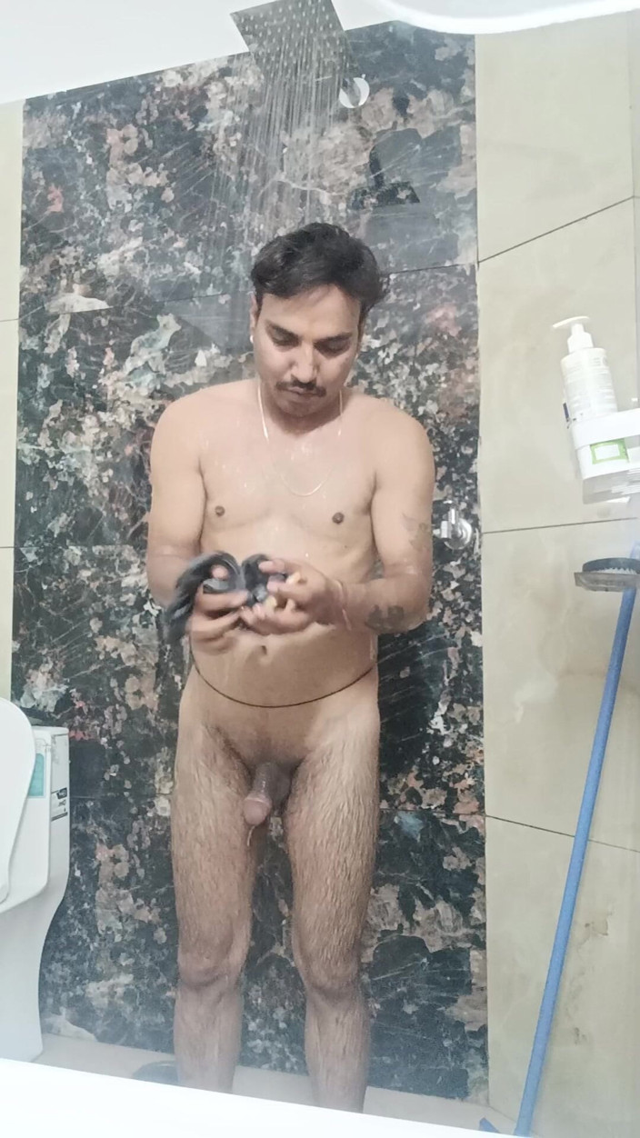 Rajasthani-old-lover: Uomo indiano sesso e spettacolo doccia e masturbazione