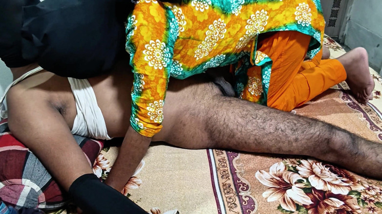 Bithi69gril: India casada, exclusiva follada en la boca, hablar sucio y...