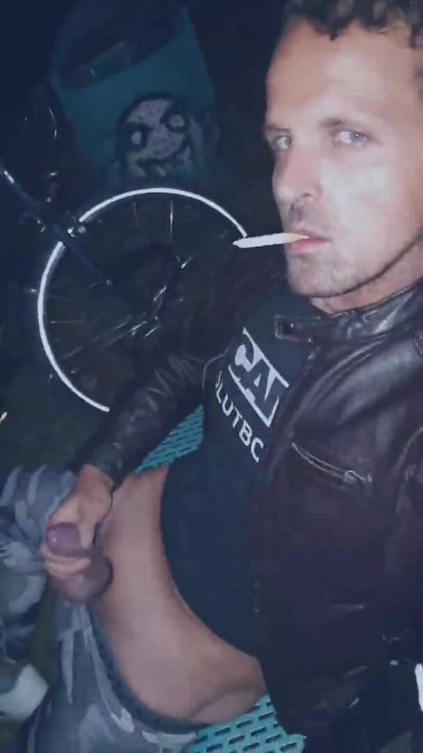 Slutboyben: Slutboyben Cam4 クルージング・ピッグ・アット・ナイト・エクスポジング ライブ Cam4