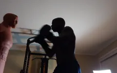 Allenamento di boxe Oggi calorie per Gram proteine 4 Cal per Gram Carbs 4 Cal per Gram Grassi 9 Cal per Gram Grassi 9 Cal per Gram