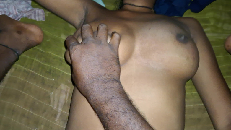 Priya_sex: Demi-bhabhi indienne hardcore