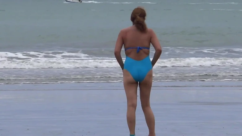 Ardientes69: Mijn vrouw cuckold me op het strand met mijn beste...