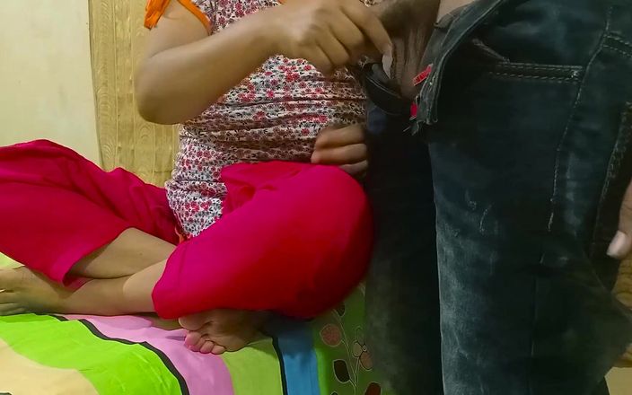 HotsexGirl: Sexy nevlastní sestra svedená nevlastním bratrem flirtuje a dostane dlouhý...
