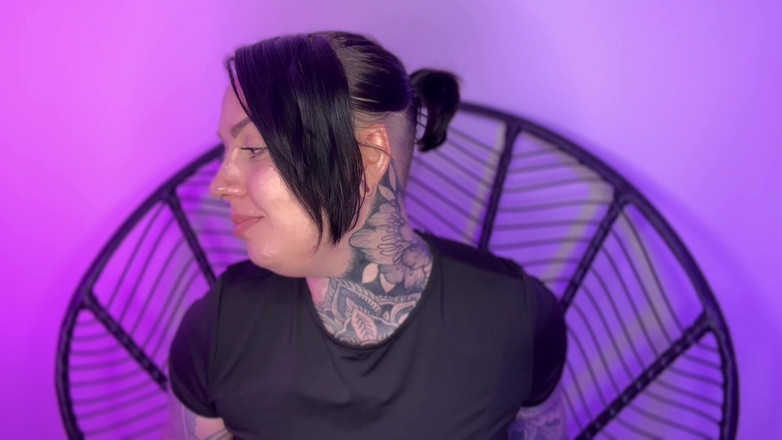 Miss Valentina: 睡前打哈欠恋物癖