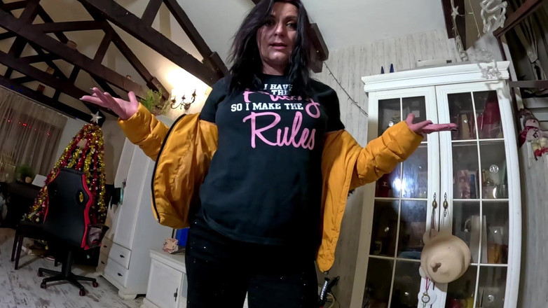 MilfyCalla: Glänzende gelbe unterjacke, blowjob - muschi herrscht, hemd und doppeltes sperma...