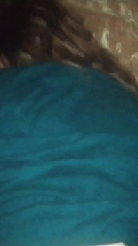 Nuova moglie figa pelosa in camera da letto scopata hardcore