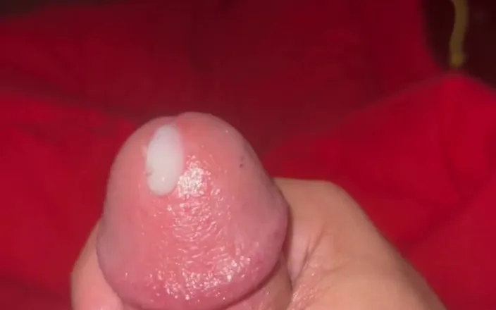Sizinch: Playing with My Small Dirty Dick Before Showering