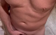 Setelah 3 hari ngentot sama pacarnya, apakah cowok ini punya satu kontol lagi?