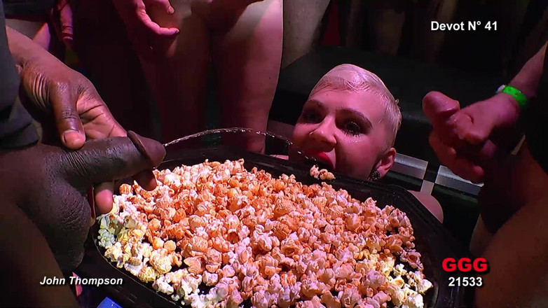 Casting GIRLS AND FIRST PORNO: First Time Babes in Piss Blowjob and Cum Swallow Bukkake...