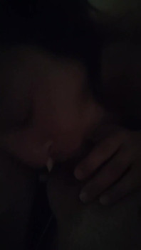 Je filme mon visage pendant une pipe