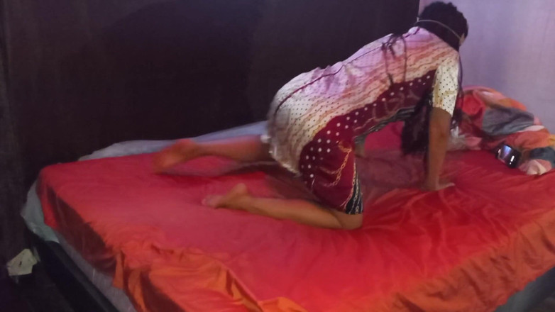 Martin13: Wow!! Ma belle-mère a l’air si belle quand elle fait...