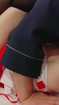 A Sense of Immorality When I Cum Inside a Cute Shrine Maiden in a Miniskirt