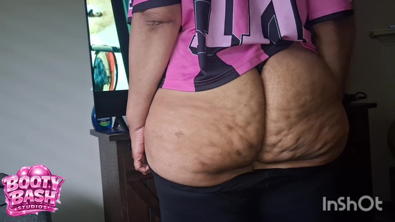 Sexpartyatl: Super Size Azz Anal Queen at It Again