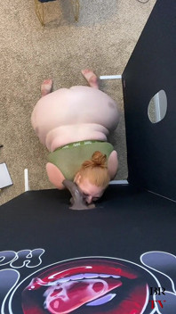SSBBW Julie Ginger Gets Facial From Stranger at Gloryhole
