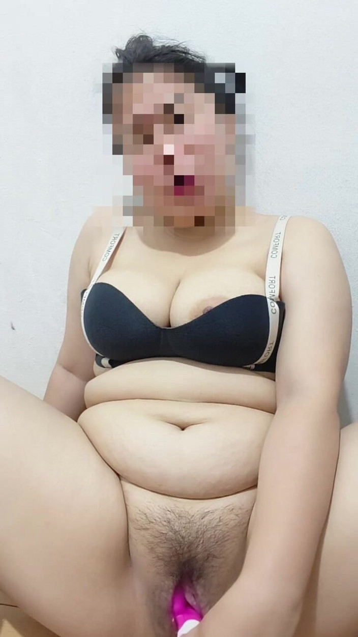 Vaginabig88: 음란한 창녀인 Jane
