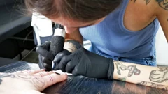 Ghomestory: Real Sex with a Tattoo Artist! She Fucks with Clients ...