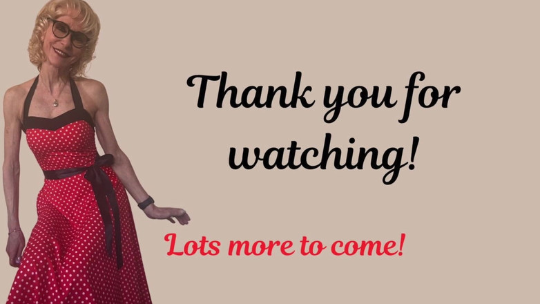 Deeliteful Jacy: Elegante dame in rot