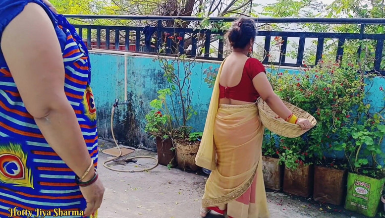 Hotty Jiya Sharmaa: Desi familj trekant sex, styvson in law sex med sin...