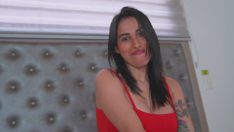 Jenifer Play: "Daj mi więcej pieniędzy i mnie bez prezerwatywy!" Seksowna Kolumbijka...