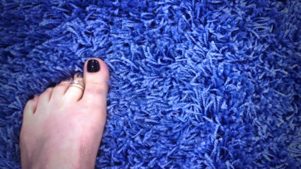 Goddess Misha Goldy: Jari kaki, kuku jari kaki segar, dan jewelry kaki Joi