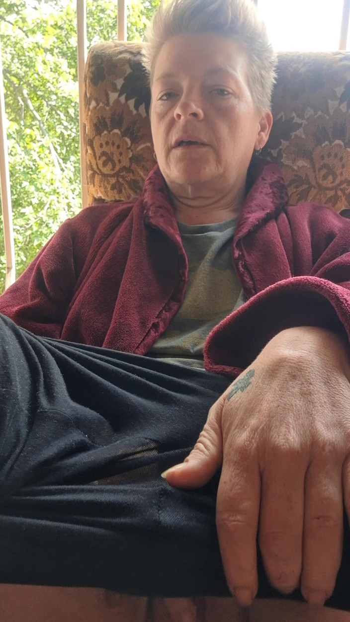 ZenitheBloodRose: Verandada oyun ve sigara