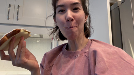 Ms_Emmy_Lynn: Enjoying a Fluffernutter