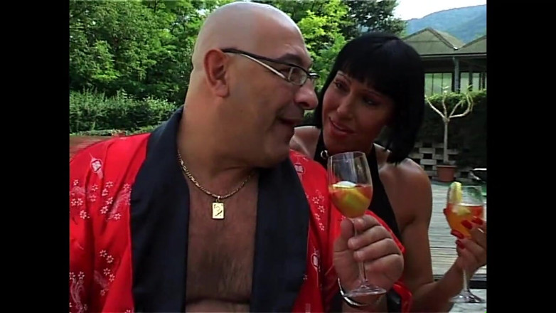 XTime Vod: Niekończące się przyjemności analne - (pełny oryginalny film w JAKOŚCI HD)