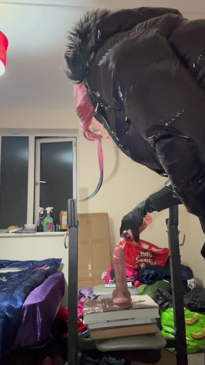 Jessica silk: Jess Silk Rider Dildo