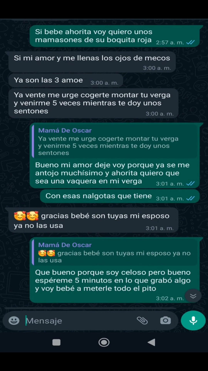 Mexicasero: मेरे दोस्त ऑस्कर के बॉस श्रीमती मैरी के साथ, वह मुझे कुछ लंड चुसाई देती है और मैं उसकी गांड रिकॉर्ड करता हूं