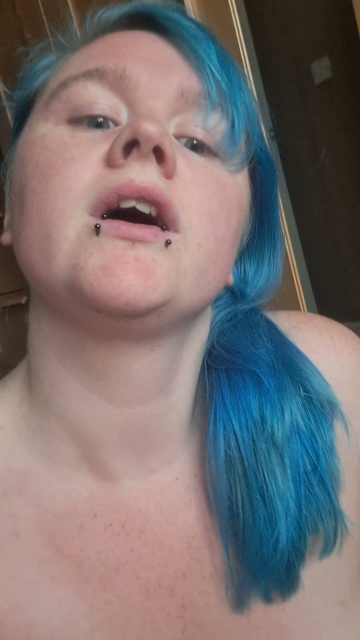VioletVixen: MILF Butt Plug JOI
