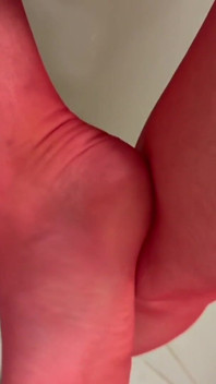 Peeing in Pantyhose