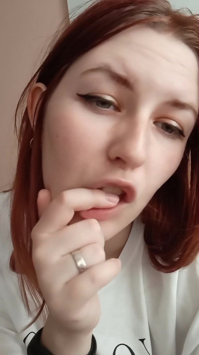 Face Fetish (SweetAndFlow)